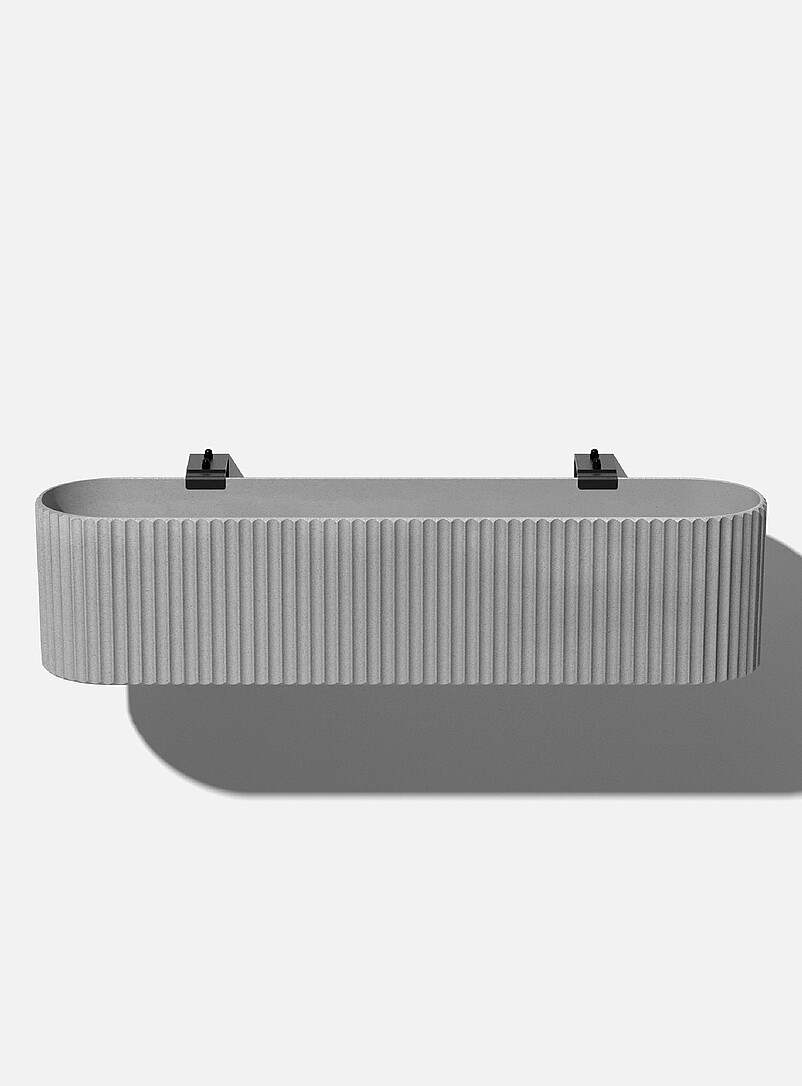 Demi Grooved Ramp Planter