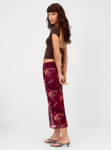 Twik: La jupe midi filet &agrave; motif Rouge &agrave; motifs pour femme