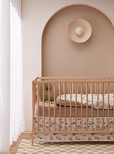 Perlimpinpin: L'ensemble de lit pour b&eacute;b&eacute; 4 pi&egrave;ces Couette, housse de couette, drap contour et jupe de lit Oie