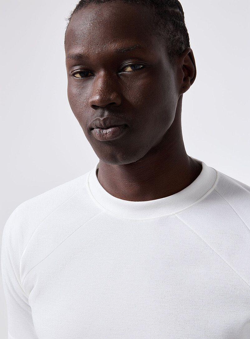 Graphic raglan-sleeve T-shirt Imported from Seoul | Le 31 | Shop