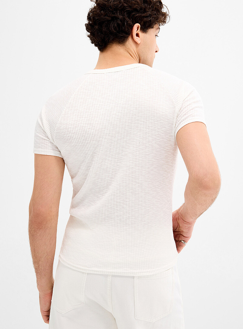 Le 31: Le t-shirt col fendu jersey c&ocirc;tel&eacute; <b>Importation de S&eacute;oul</b> Noir pour homme