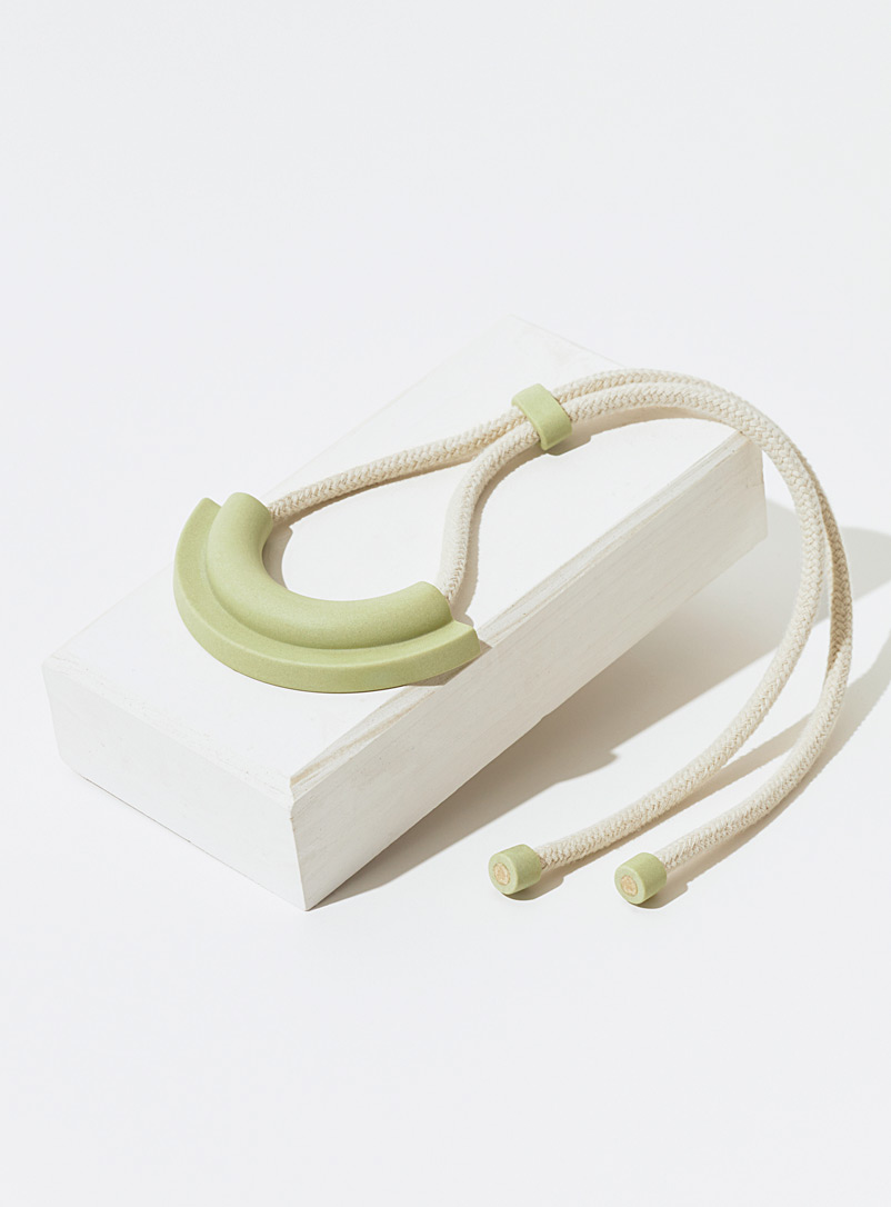 Studio Minéral: Le collier de porcelaine PHA Vert foncé-mousse-olive