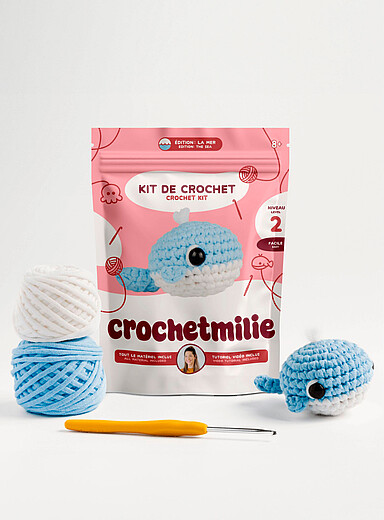 Cute whale crochet kit Level 2 - Easy
