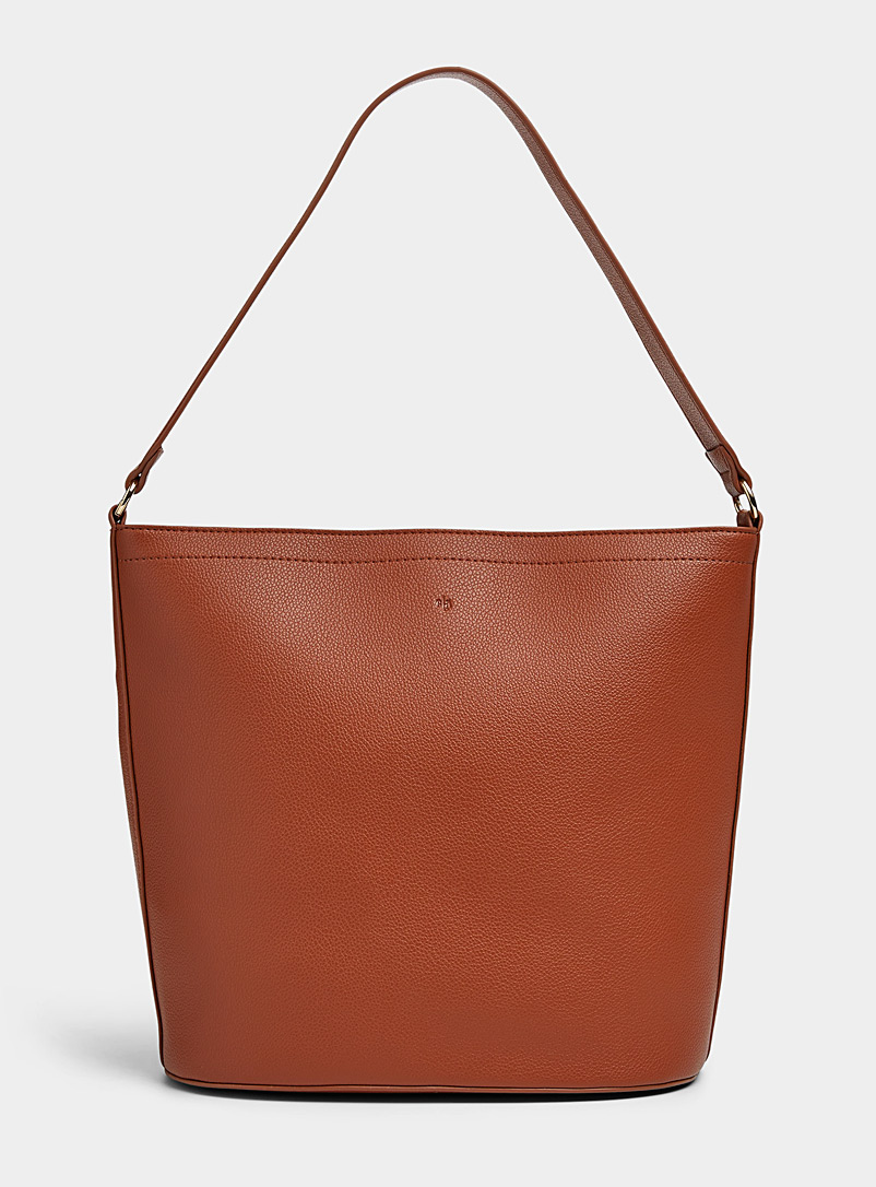 Ela Brown Mia pebbled bucket bag for women