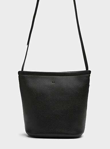 Le petit sac seau textur&eacute; Mia