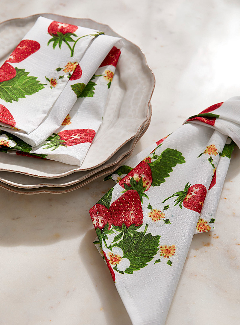 Simons Maison Assorted Wild strawberries napkins Set of 2