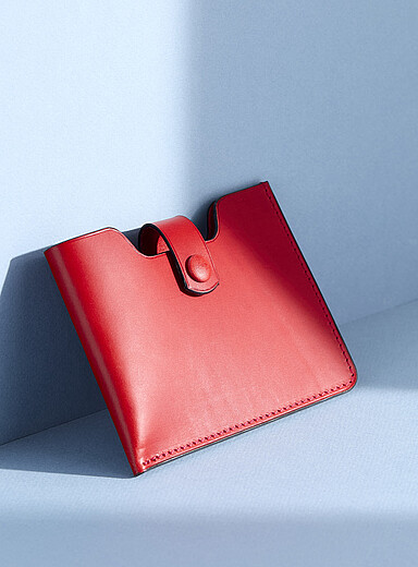 Le porte-passeport cuir v&eacute;ritable