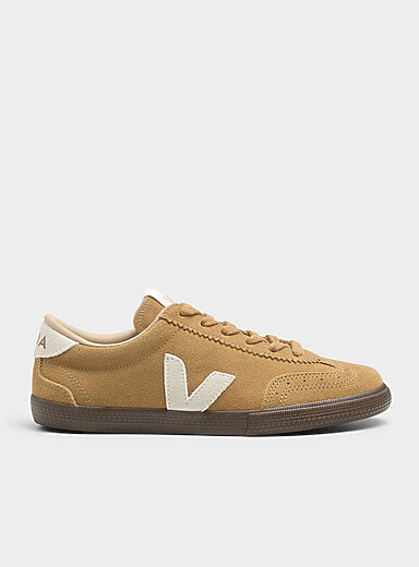 Le sneaker su&egrave;de Volley su&egrave;de caf&eacute; Femme