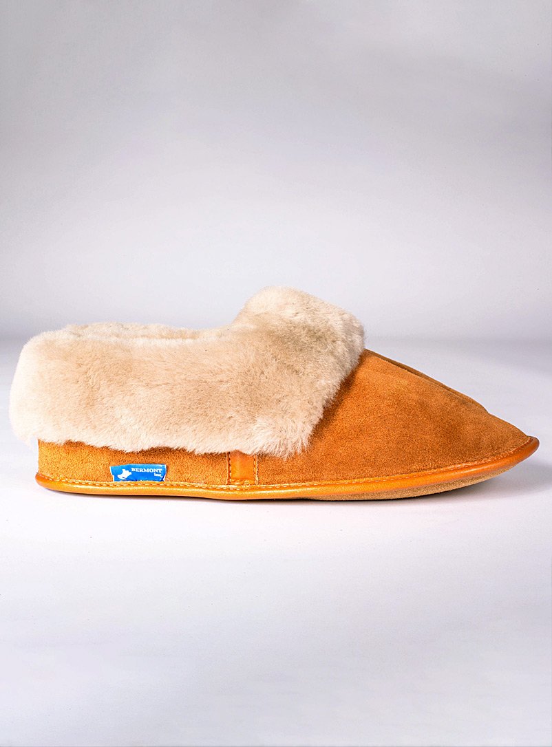 Les cuirs Bermont Inc. Fawn Reversed sheepskin trimmed slipper Women