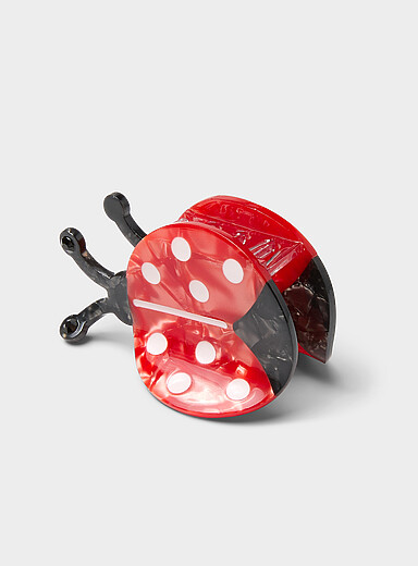 La pince coccinelle