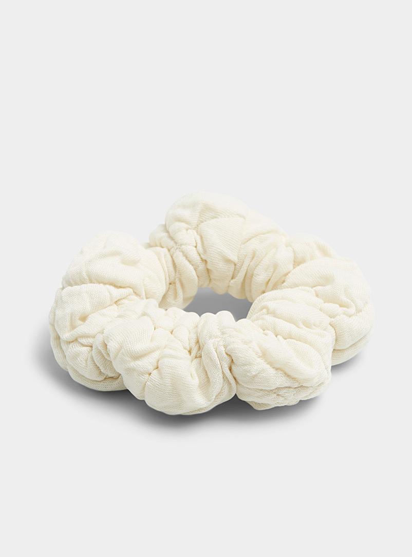 Simons Ivory White Quilted scrunchie for women