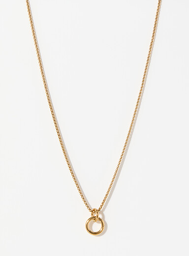 Le collier anneaux entrelac&eacute;s
