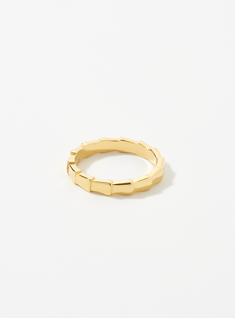 Simons Assorted Embossed golden ring for women