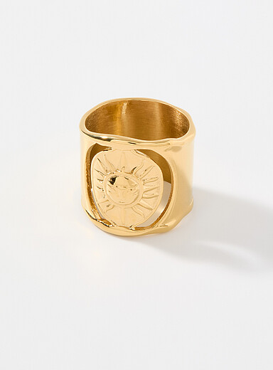 Embossed sun tube ring