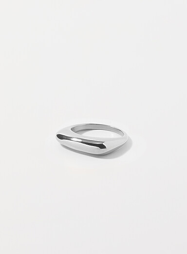 Softened rectangle ring