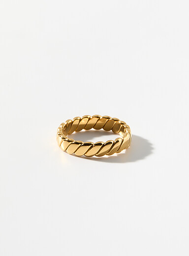 Diagonal link ring