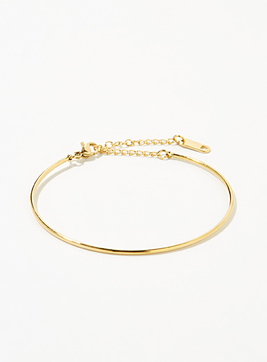 Minimalist rigid bracelet