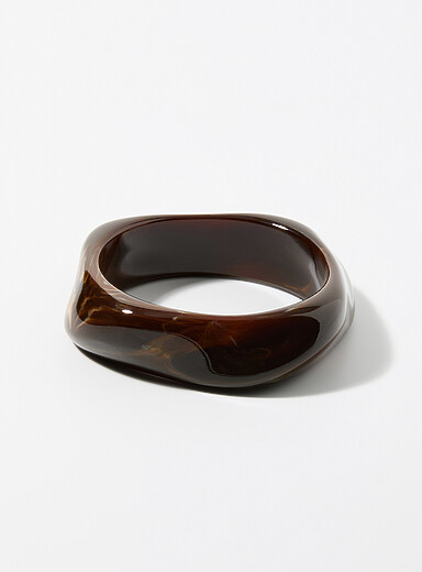 Asymmetric bangle