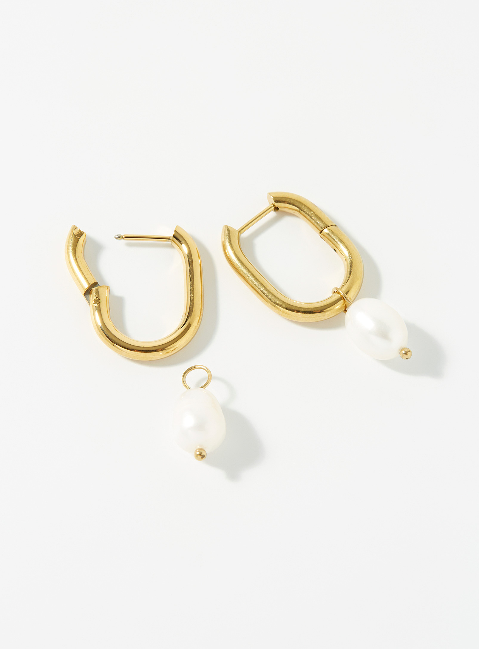 Simons - Women's Iridescent pearl oval Hoop Earrings