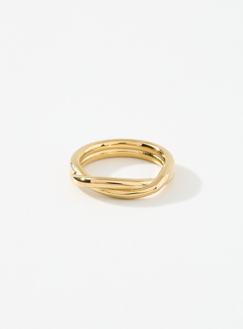 Twisted-look ring product image (primary)