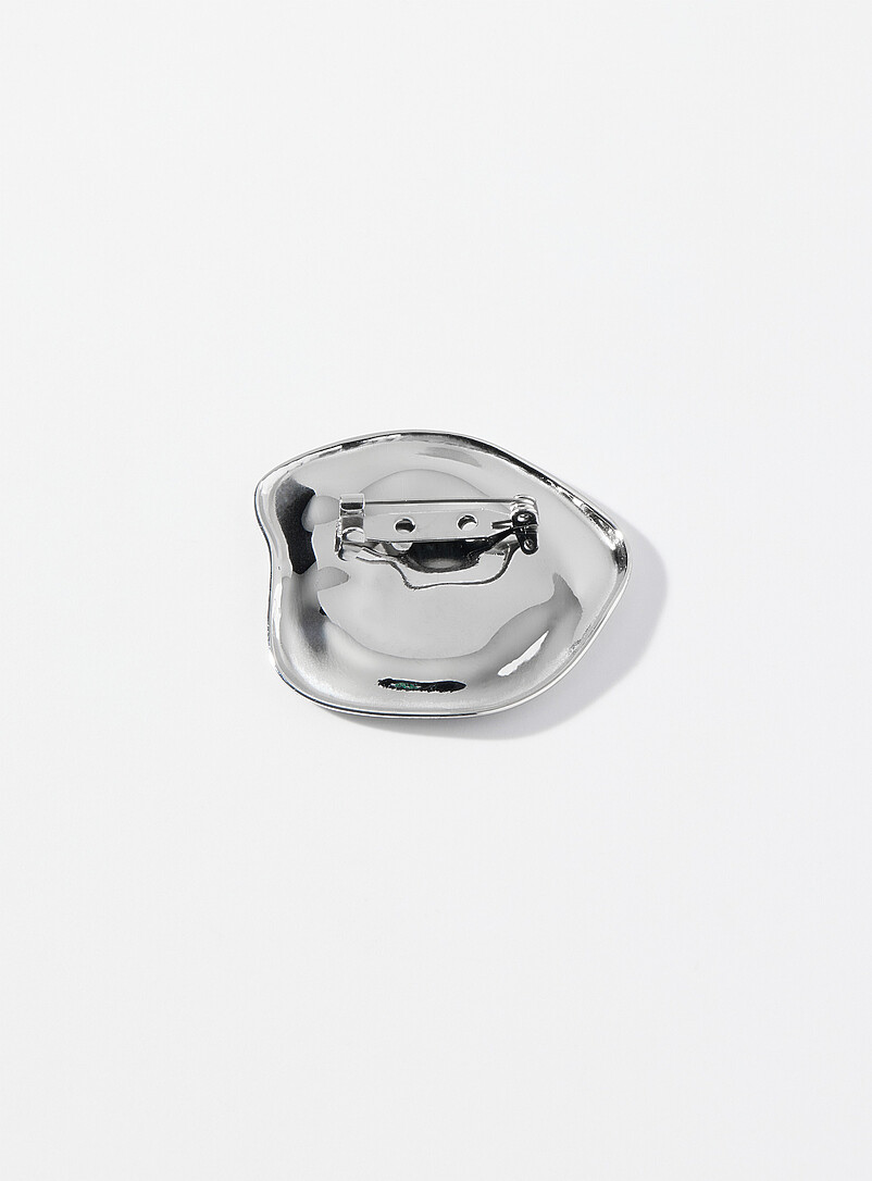 Shaped disc brooch product image 2