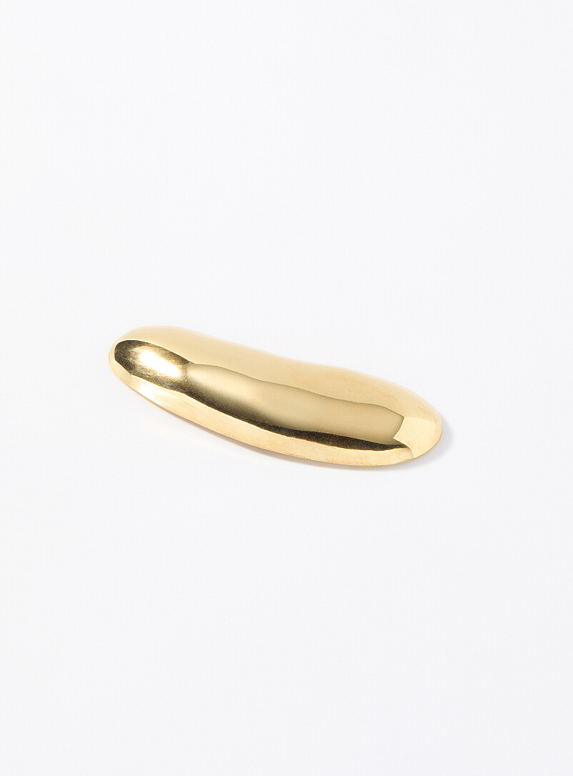 Organic shape brooch product image (primary)