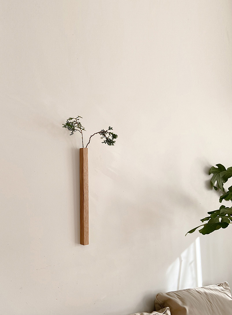 Haeven Studio Assorted Oak rod wall vase 40.5 cm tall