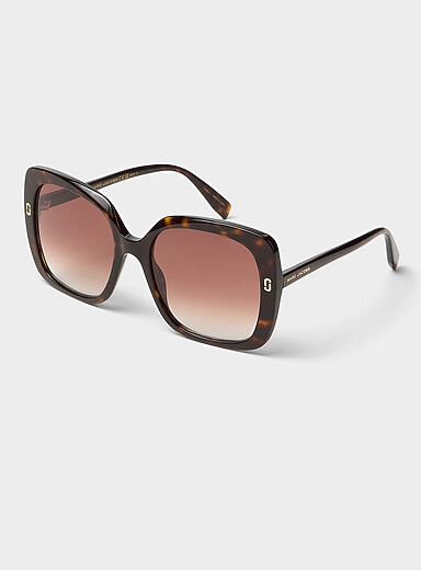 Oversized square sunglasses