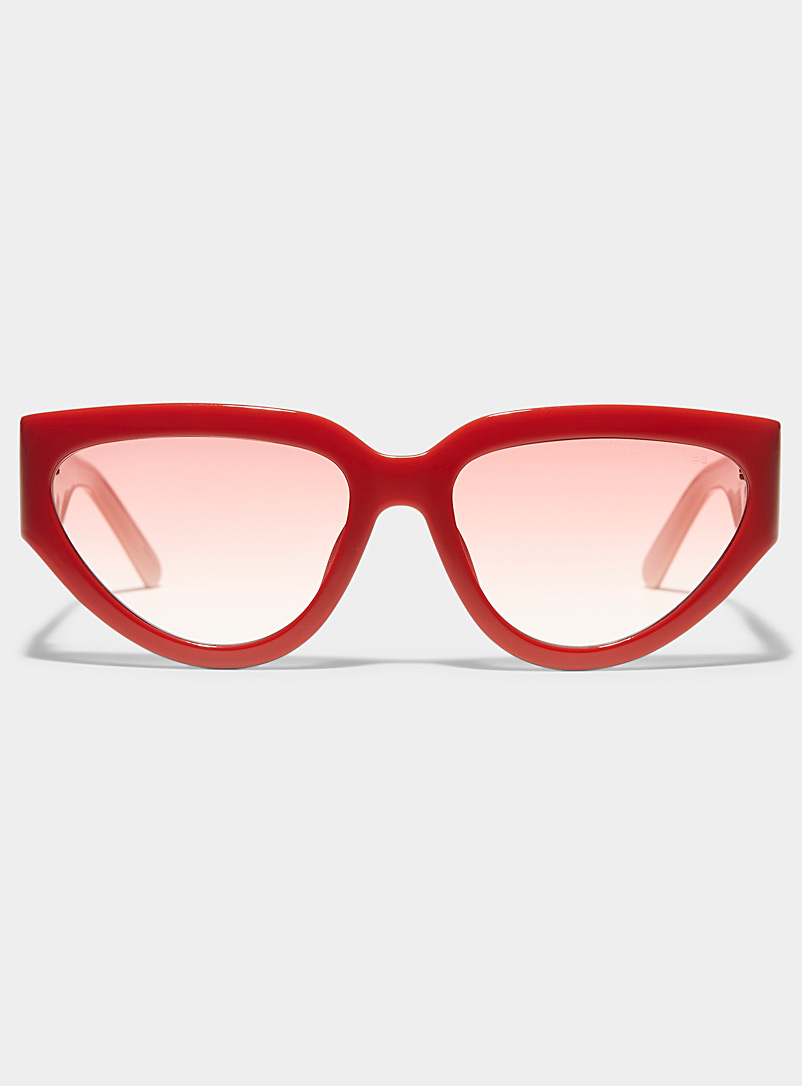 Marc Jacobs: Les lunettes de soleil oeil de chat branches contraste Rouge pour femme