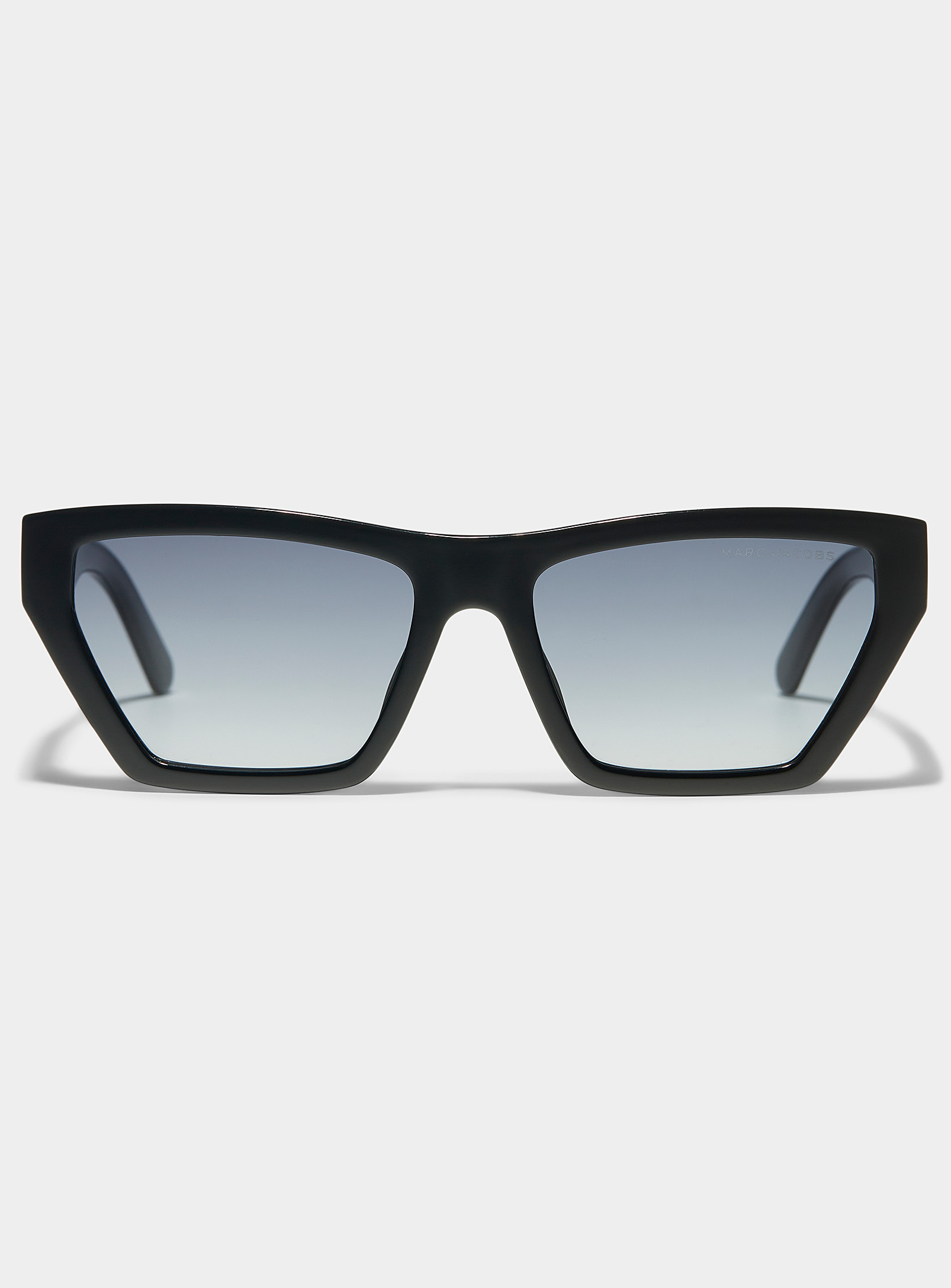 marc-jacobs-embossed-logo-angular-sunglasses-in-black-modesens