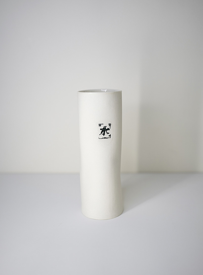 Queenie.X.ceramics White Shui tall water cup