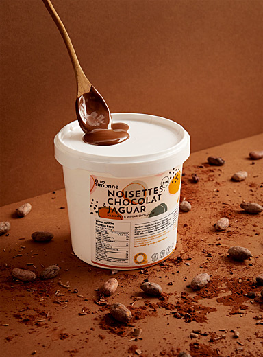 Large-size Jaguar chocolate and hazelnut spread