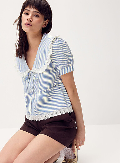 Twik: La blouse col Claudine seersucker Bleu p&acirc;le - Bleu ciel pour femme