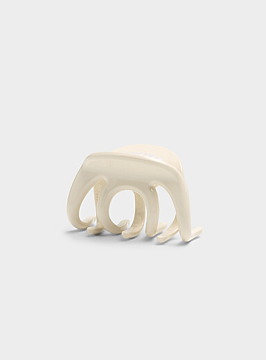 Rounded-tooth clip