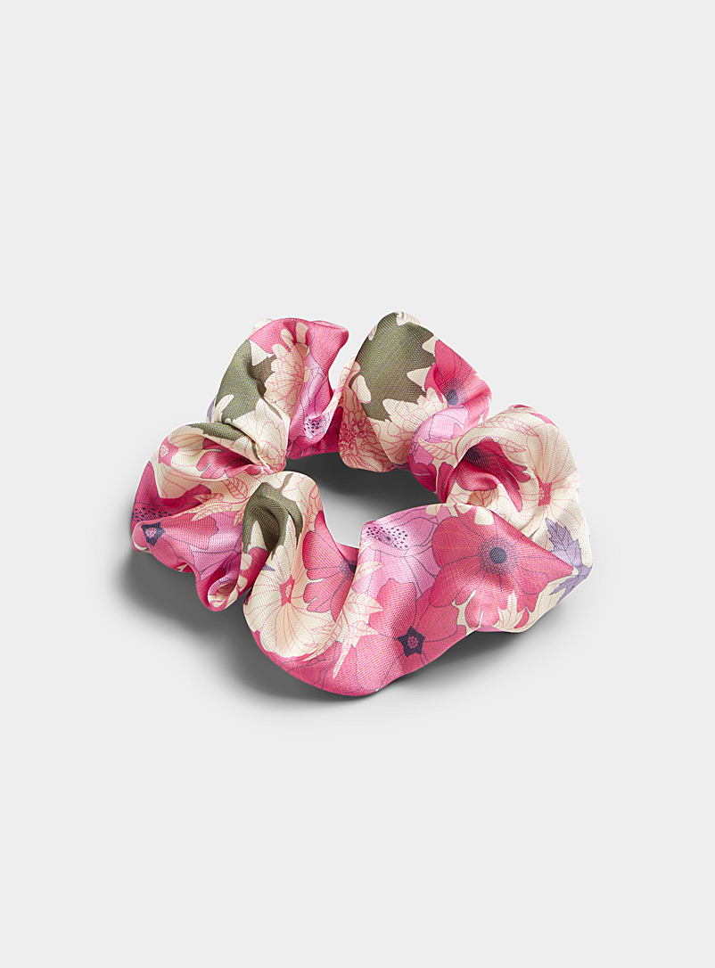 Simons Pink Drawn flower satiny scrunchie for women