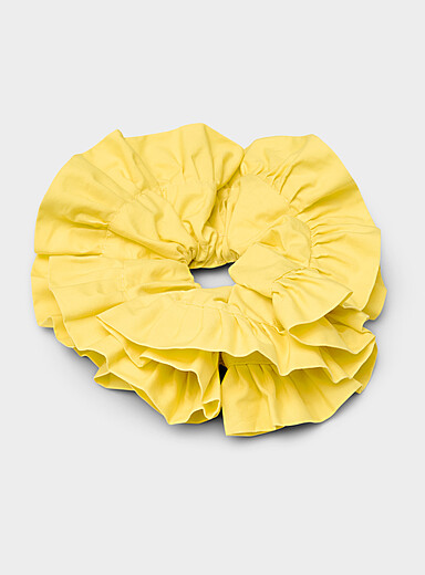Giant monochrome ruffled scrunchie