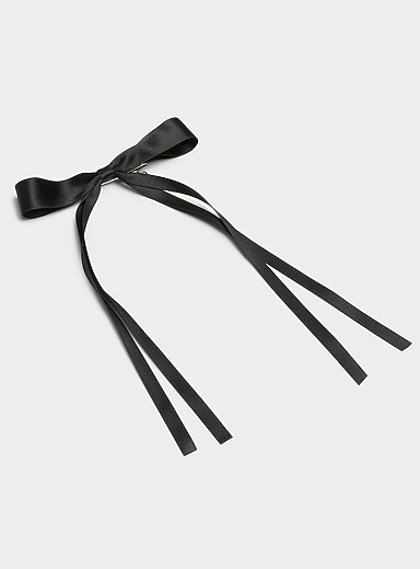 Large satiny bow clip
