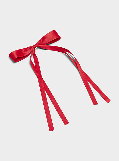 Large satiny bow clip