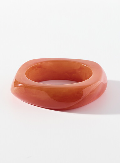 Asymmetric bangle