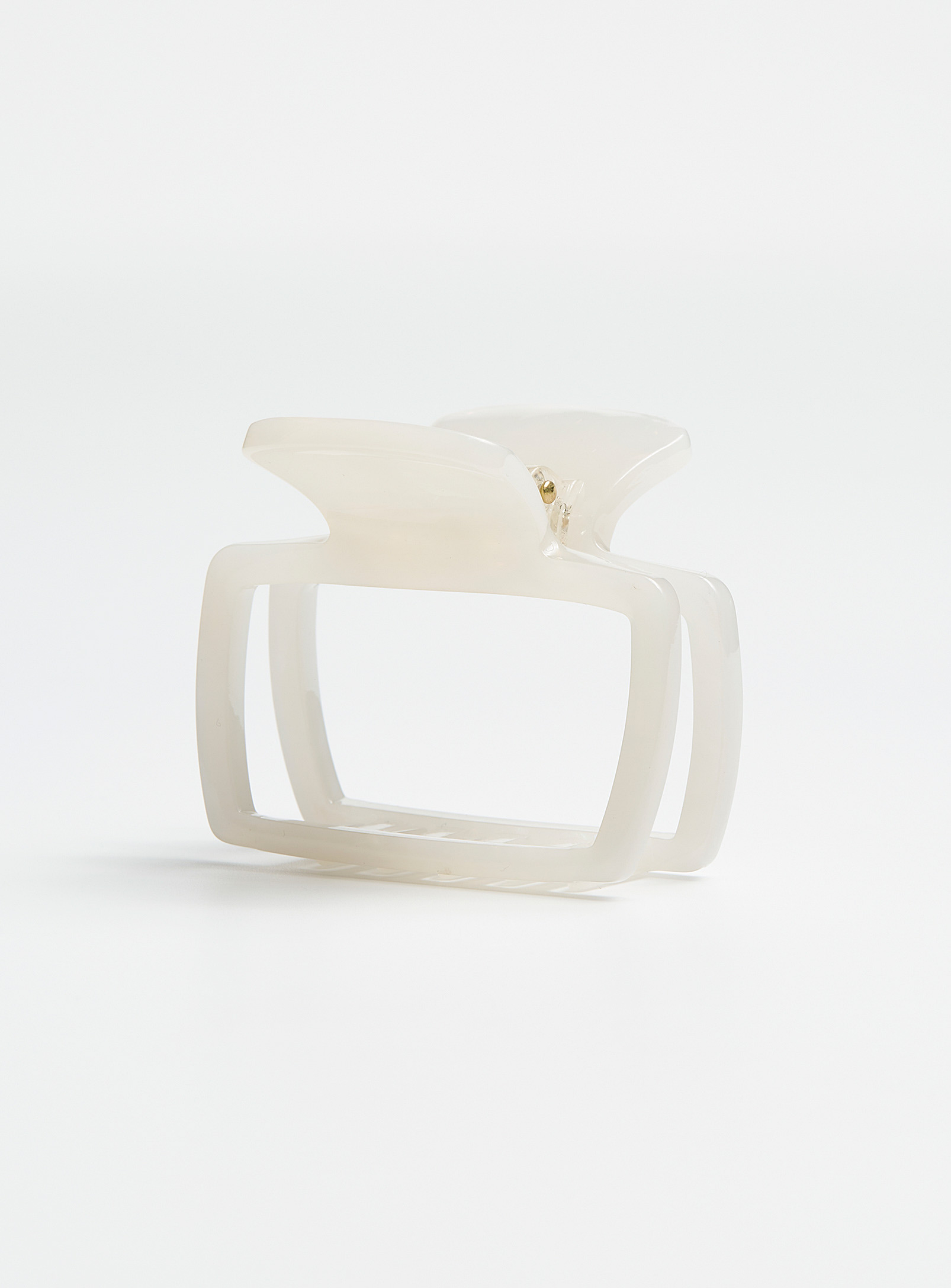 Simon's Rectangular Silhouette Openwork Clip In Ivory White