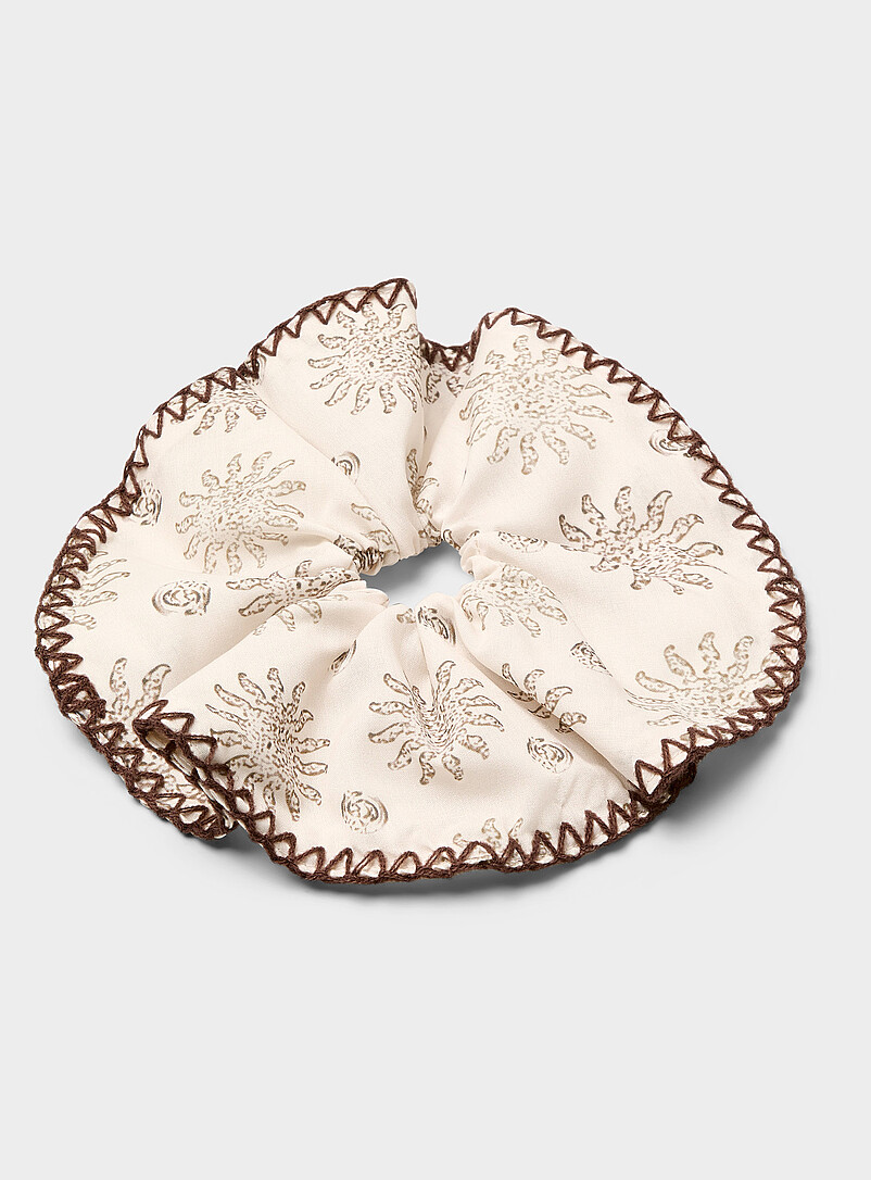 Topstitched edging sun large scrunchie product image (primary)