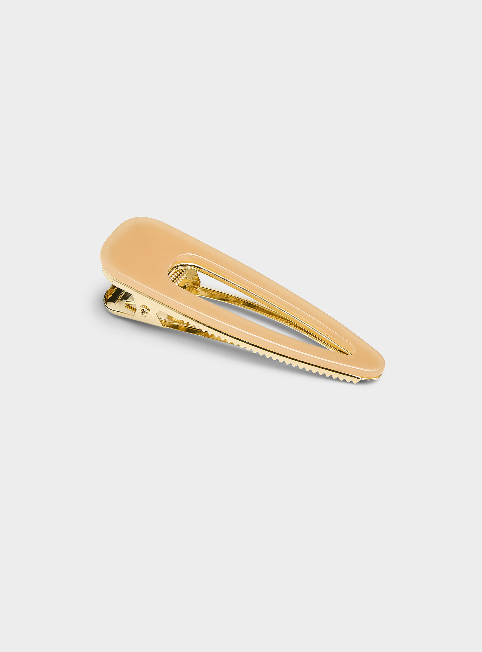 Simon's Shiny Triangular Clip In Sand