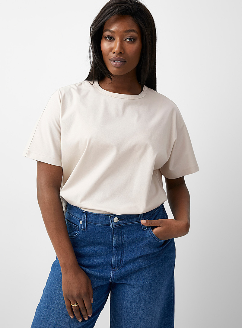 Contemporaine: Le t-shirt carré coton soyeux Beige crème pour femme