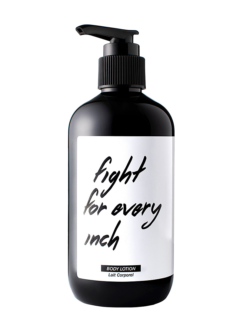 Doers of London White Fight for Every Inch body lotion for men