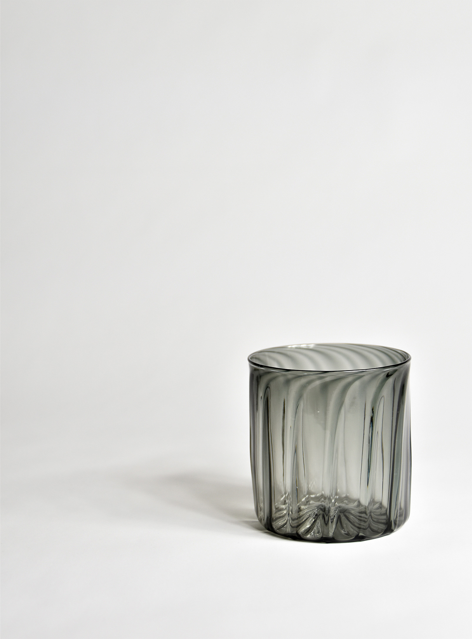 Charlie Larouche Verre Optical Illusion Glass In Dark Grey