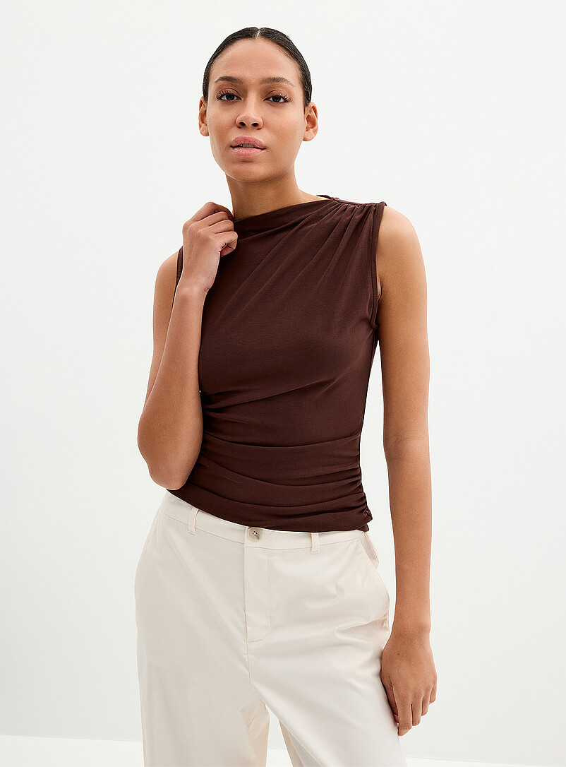 Grace & Mila: La camisole fluide &agrave; fronces Brun pour femme