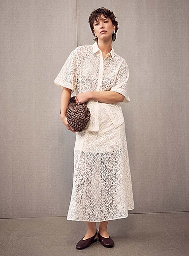 La chemise dentelle coupe carr&eacute;e