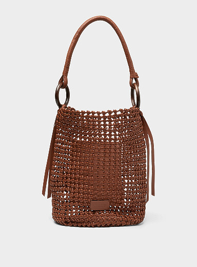 Le sac seau cuir tress&eacute; ajour&eacute; Del Mar
