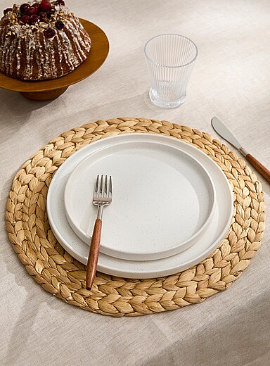 Water hyacinth round placemat | Simons Maison | Placemats | Kitchen ...
