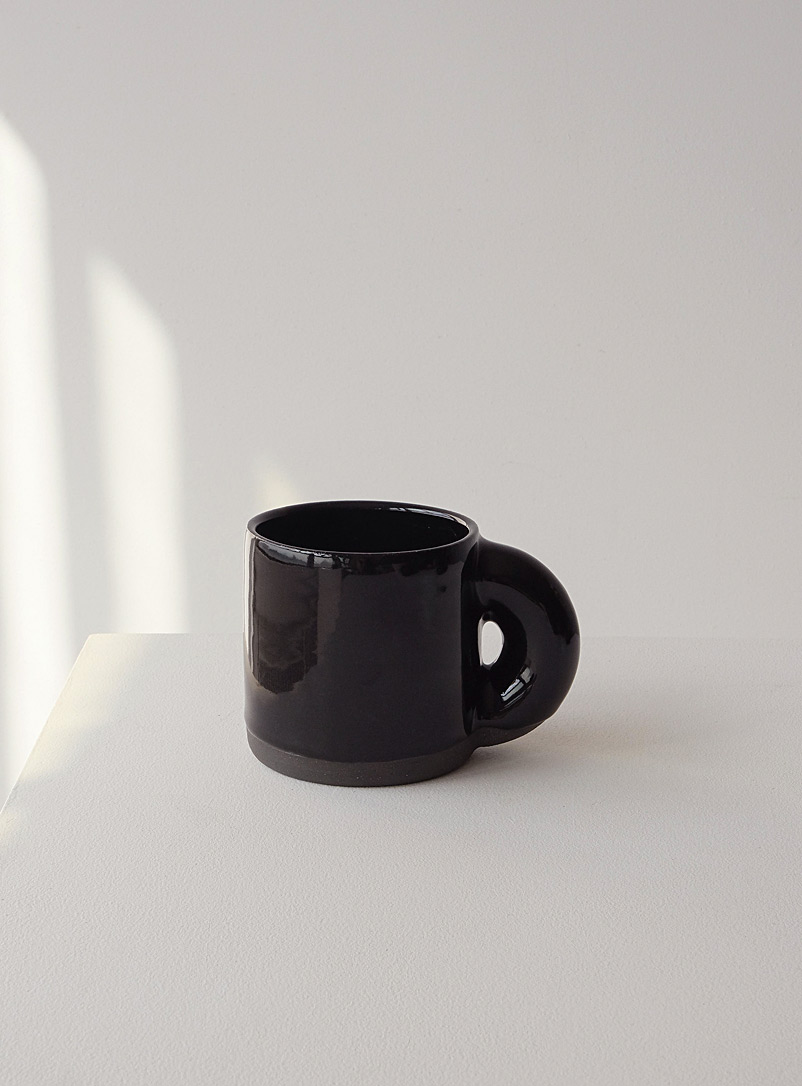 Pas Mon Style Black Chunky handle mug